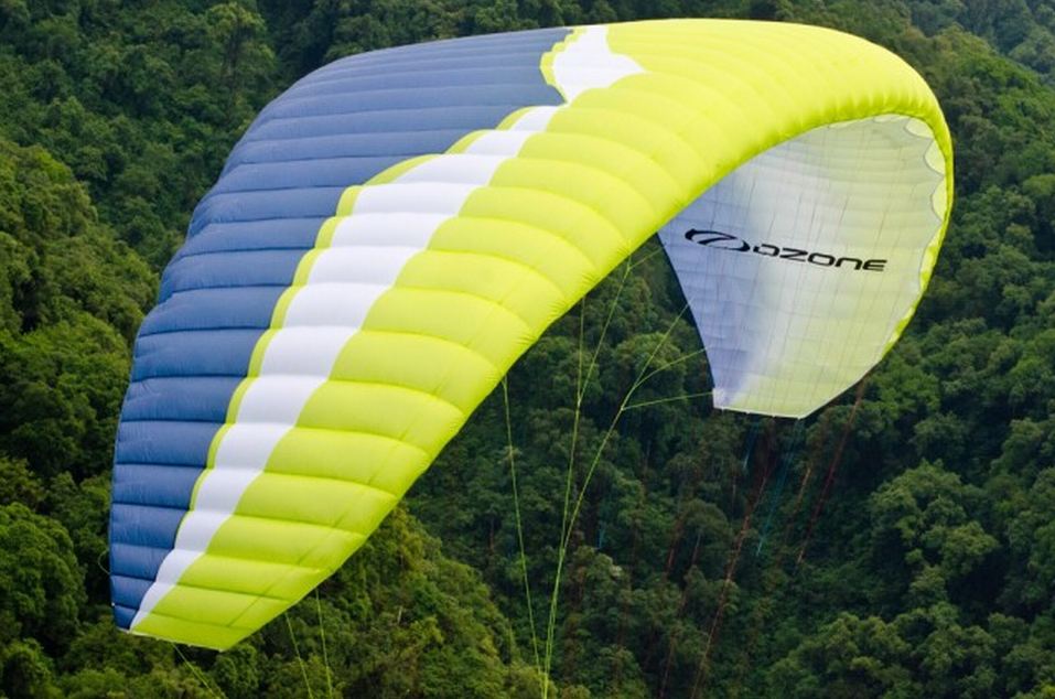 Ozone Buzz Z4 Paraglider