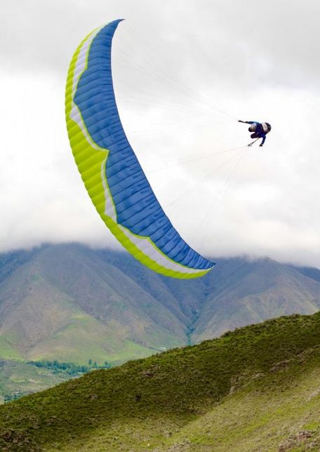 Ozone Buzz Z4 Paraglider